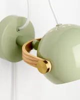 DC Væglampe Salviegrøn Ø12 fra Halo Design - billede 1 DC Væglampe Salviegrøn Ø12 fra Halo Design - billede 1