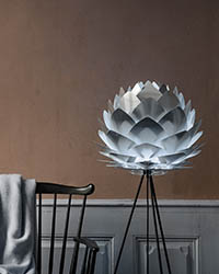 Tripod Table, Sort med Silvia Steel Tripod Table, Sort med Silvia Steel