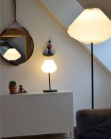 Halo Design York Bordlampe - Hvid - Ø30 Halo Design York Bordlampe - Hvid - Ø30