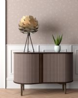 Umage Aluvia Medium - Børstet Messing - Ø59 m/ Tripod Table Umage Aluvia Medium - Børstet Messing - Ø59 m/ Tripod Table