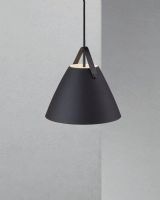 Nordlux Strap 27 - Sort m/ sort rem Nordlux Strap 27 - Sort m/ sort rem