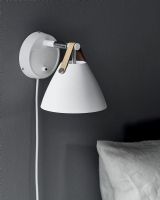 Nordlux Strap 15 - Hvid m/ brun rem Nordlux Strap 15 - Hvid m/ brun rem