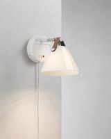 Nordlux Strap 15 - Opal/Hvid m/ brun rem Nordlux Strap 15 - Opal/Hvid m/ brun rem