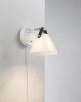 Nordlux Strap 15 - Opal/Hvid m/ sort rem Nordlux Strap 15 - Opal/Hvid m/ sort rem