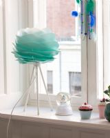 Umage Carmina Mini - Turkis m/ hvid Tripod Table Umage Carmina Mini - Turkis m/ hvid Tripod Table